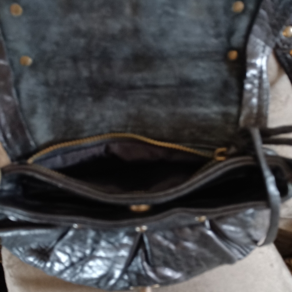 Abaco Mini Crossbody Bag Black Leather - Picture 7 of 10